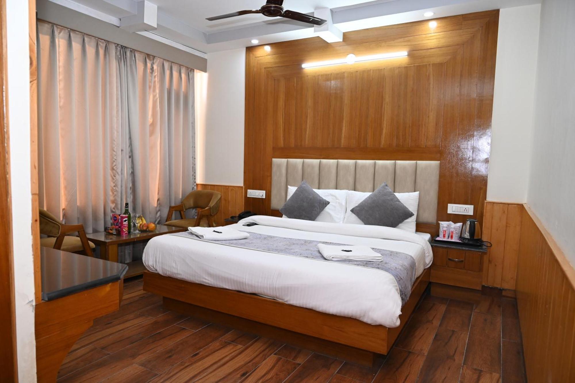 Hotel Lee Green Manāli Extérieur photo