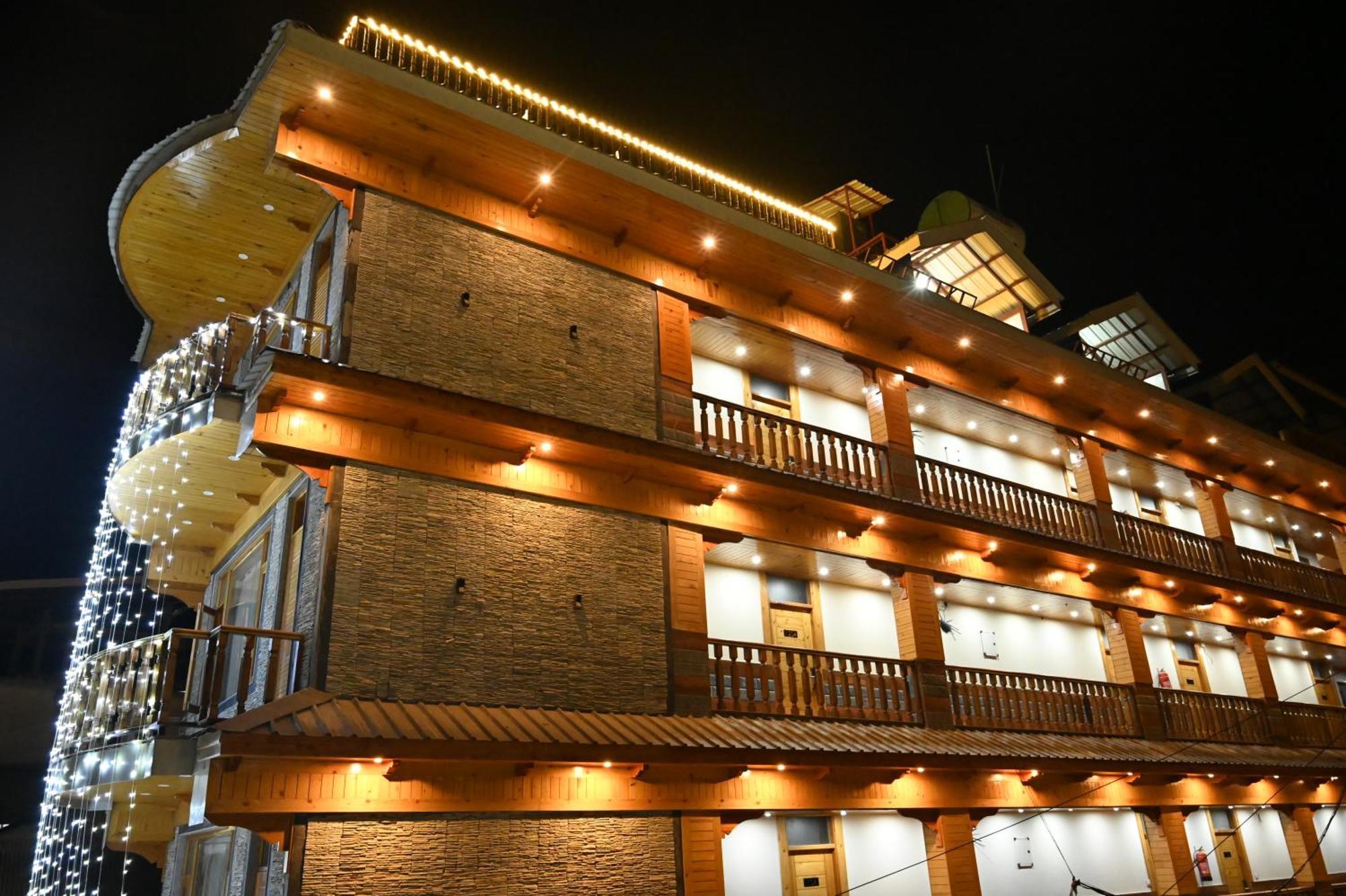 Hotel Lee Green Manāli Extérieur photo